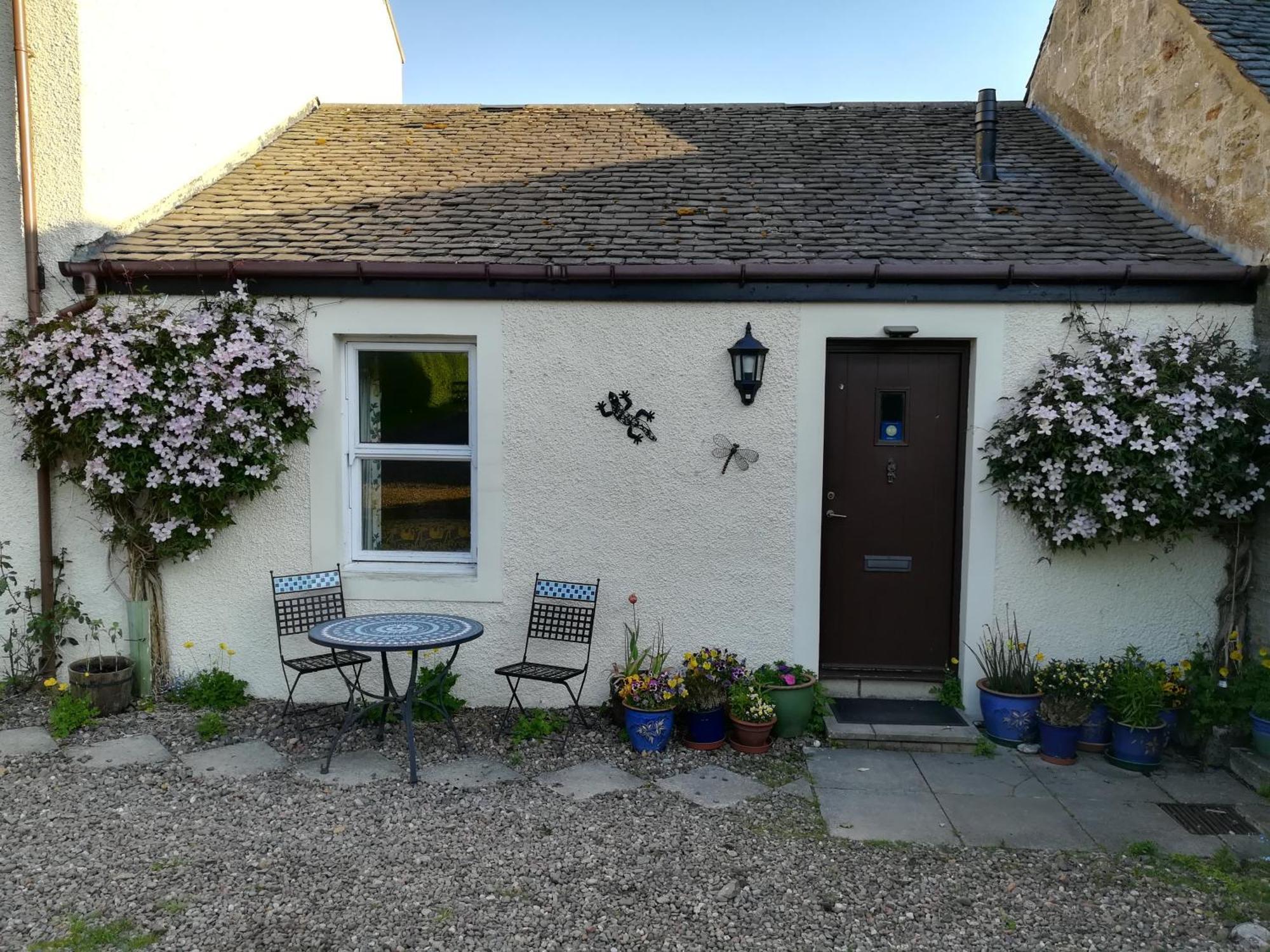 Midkinleith Farm Holiday Cottage Единбург Екстериор снимка